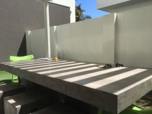 Before – Stark walls for landscaping